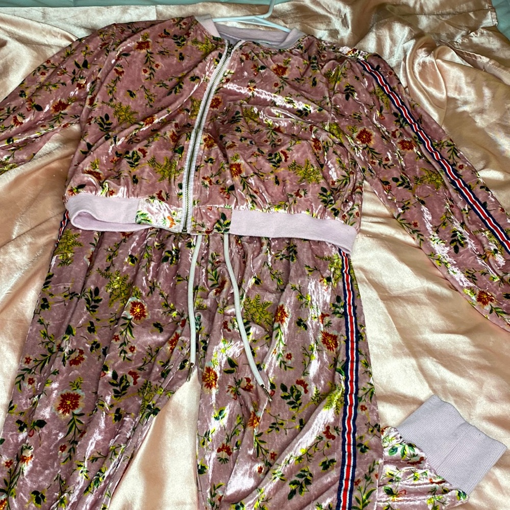 Pink velvet floral jogger suit